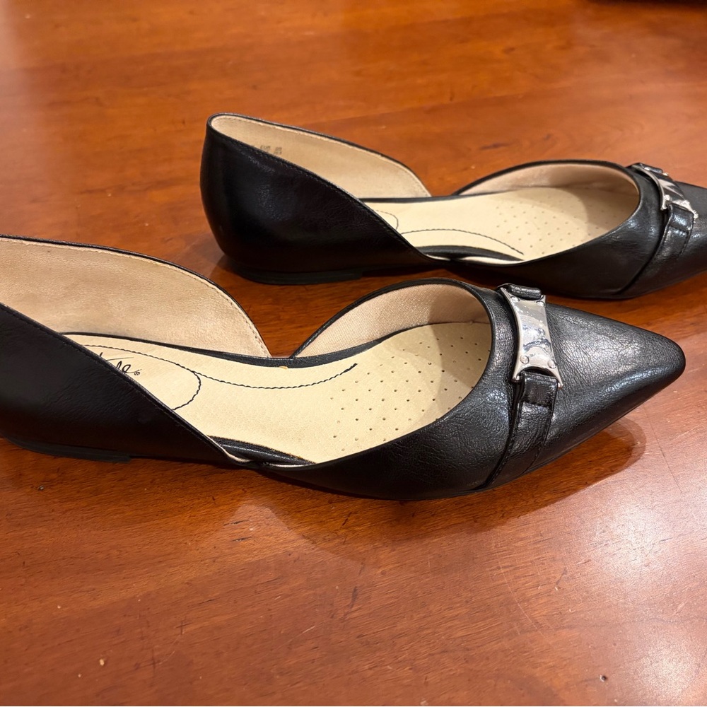 Life Stride Black Pointed-Toe D'Orsay Flats with Silver Accent Plate - Picture 2 of 7